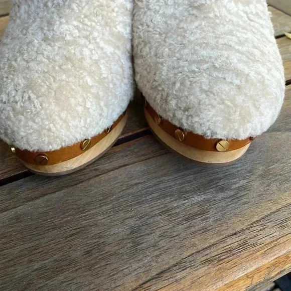 Veronica Beard Cream and Brown Shearling Clogs - Picture 3 of 7